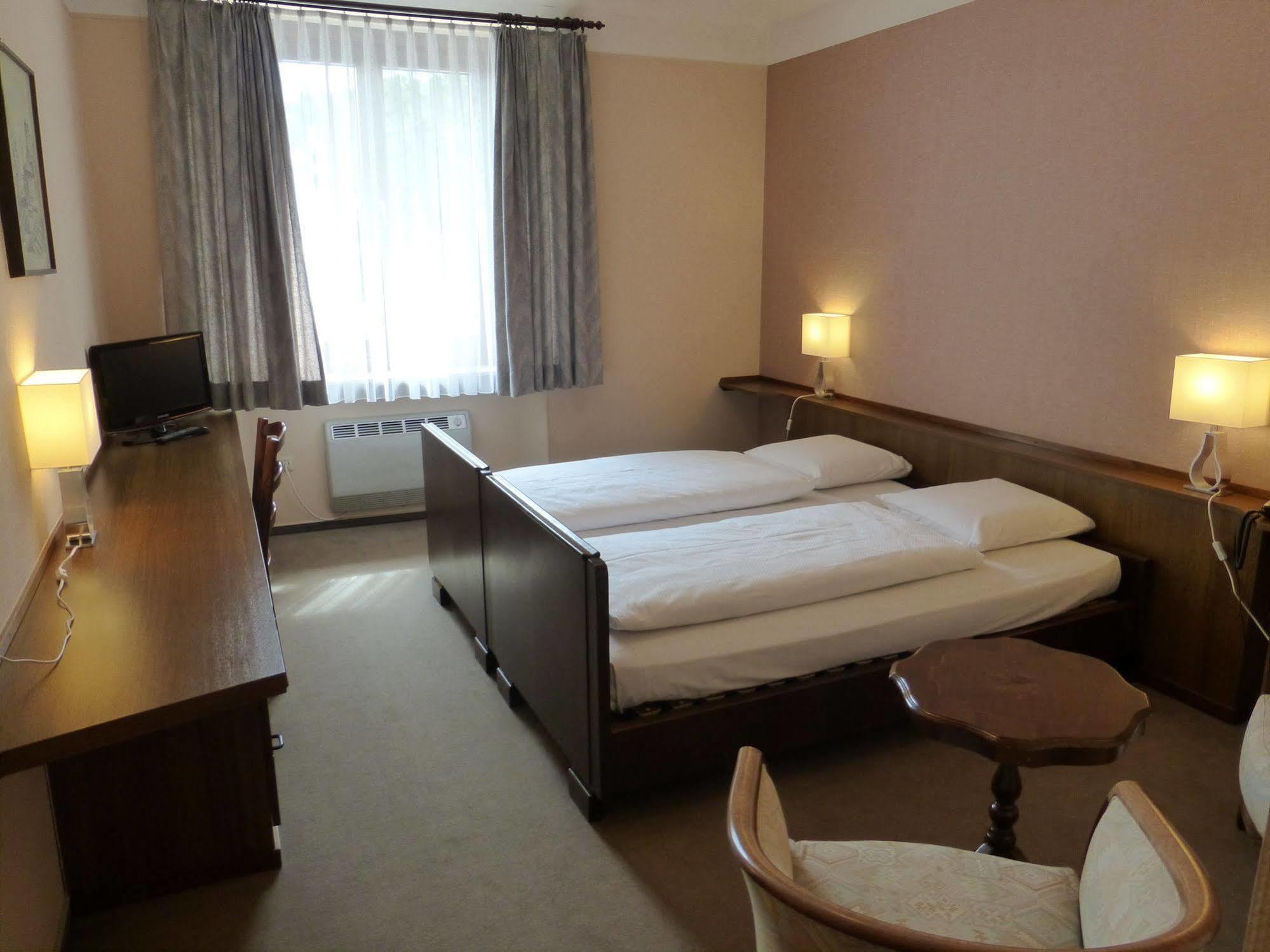 Du Parc Hotel 3*